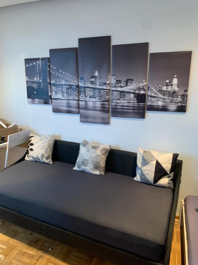 Mainpark Apartment 4 Schlafzimmer Bis Zu 10 Personen Direkt Ueber Aschaffapartment Bei Aschaffenburg Mainaschaff Luaran gambar