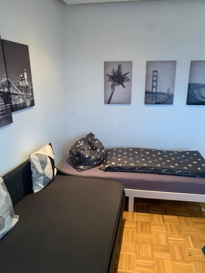 Mainpark Apartment 4 Schlafzimmer Bis Zu 10 Personen Direkt Ueber Aschaffapartment Bei Aschaffenburg Mainaschaff Luaran gambar