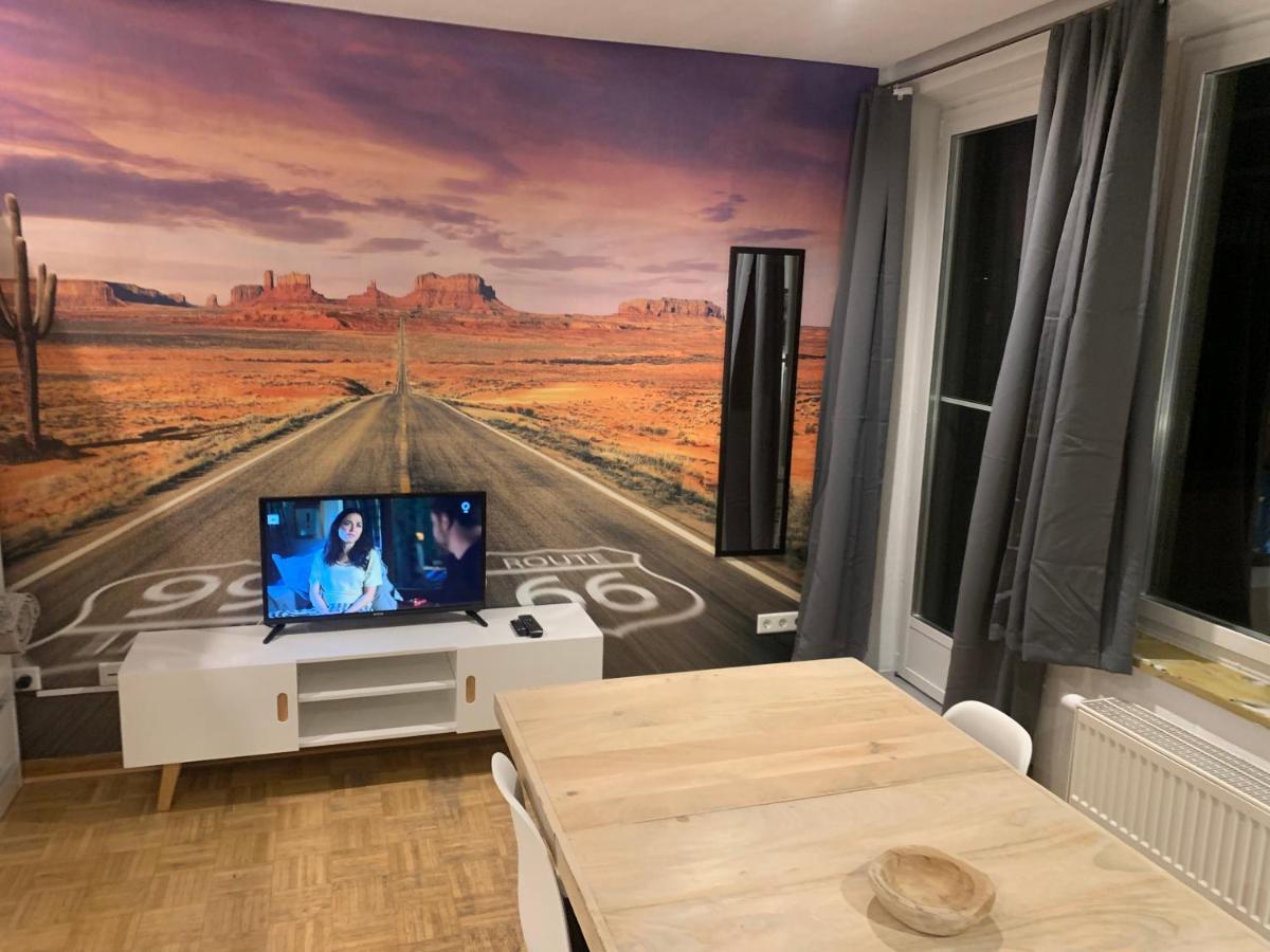 Mainpark Apartment 4 Schlafzimmer Bis Zu 10 Personen Direkt Ueber Aschaffapartment Bei Aschaffenburg Mainaschaff Luaran gambar