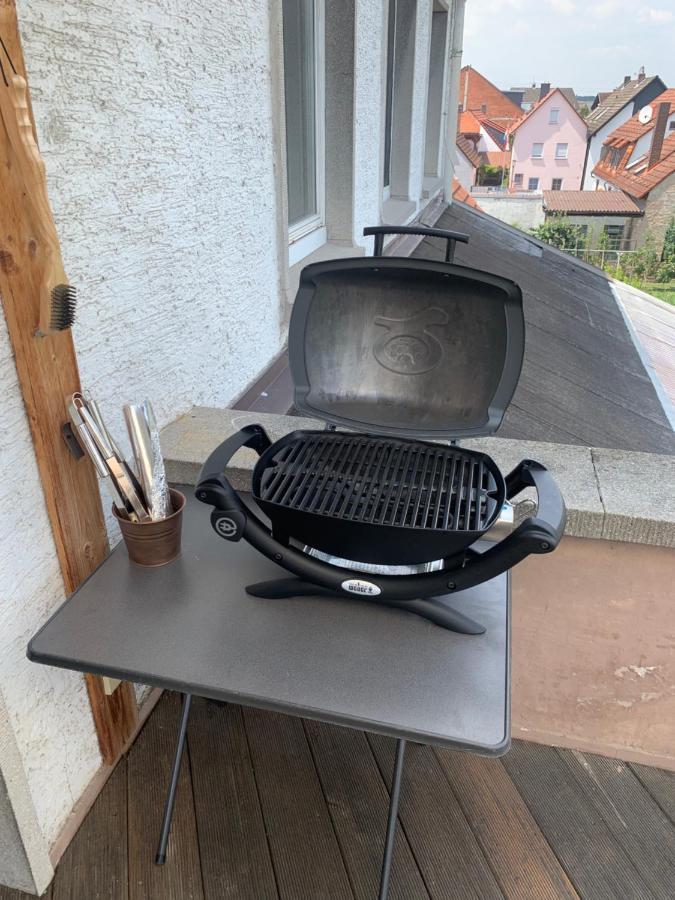Mainpark Apartment 4 Schlafzimmer Bis Zu 10 Personen Direkt Ueber Aschaffapartment Bei Aschaffenburg Mainaschaff Luaran gambar